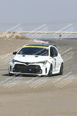 media/Nov-10-2024-GTA Finals Buttonwillow (Sun) [[9486b6e4c5]]/Group 4/Session 2 (Grapevine Exit)/